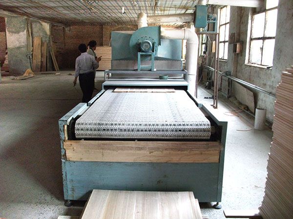 金銀花殺青（qīng）機（jī）